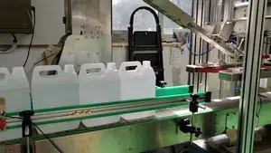 Taponadora automática para botellas de 5L