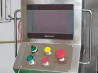 Enjuagadora de botellas automática