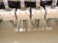 Llenadora de líquidos con bomba de engranajes