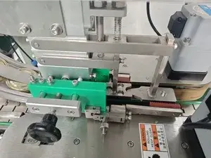 Unidad de colocación de tapas